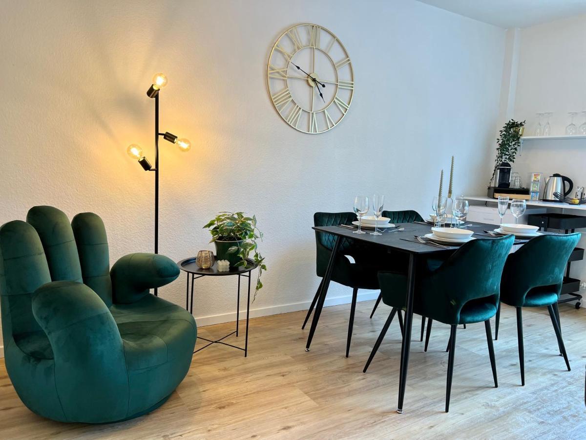 Design Apartment Mit Balkon - Kueche - Netflix Essen Exteriér fotografie